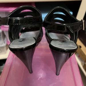 Fioni brand, never worn.